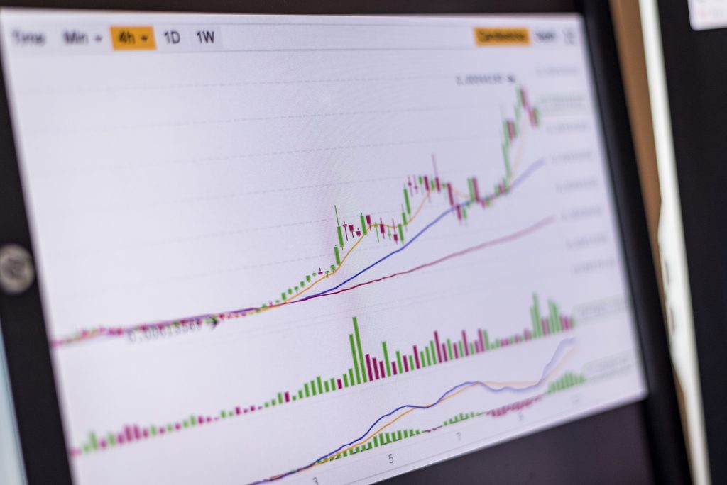 Can a registry increase the renewal price of a specific domain?